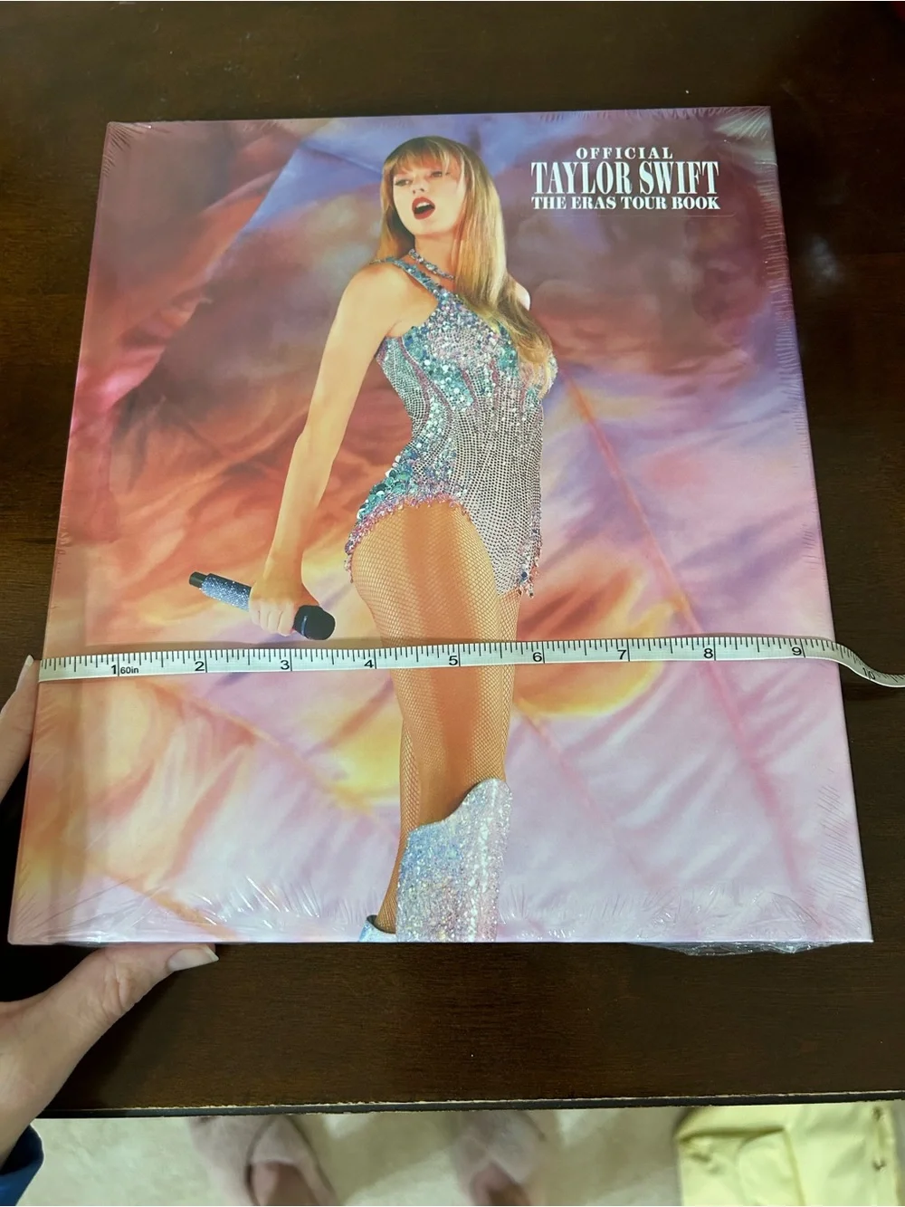 Official Taylor Swift The Eras Tour Book
